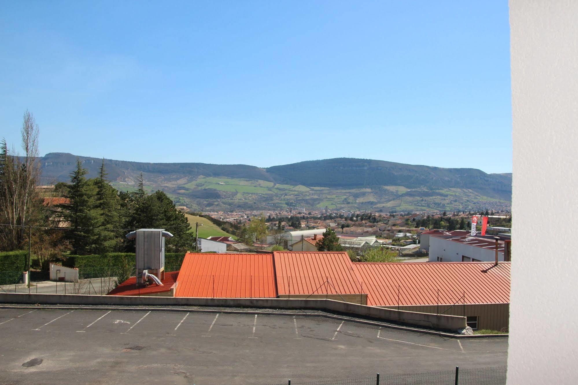 Cit'Hotel Restaurant Du Bowling De Millau Eksteriør billede